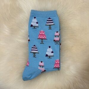 NWOT HOT SOX Blue Cake Pattern Crew Socks